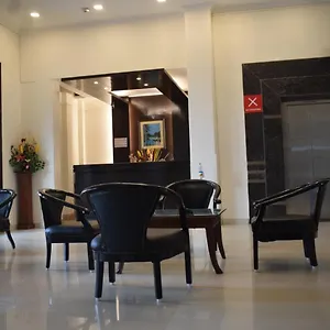 hotel-chaupal.top-gurgaonhotels.com/
