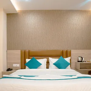 ananda-kashi.hotels-varanasi.com/
